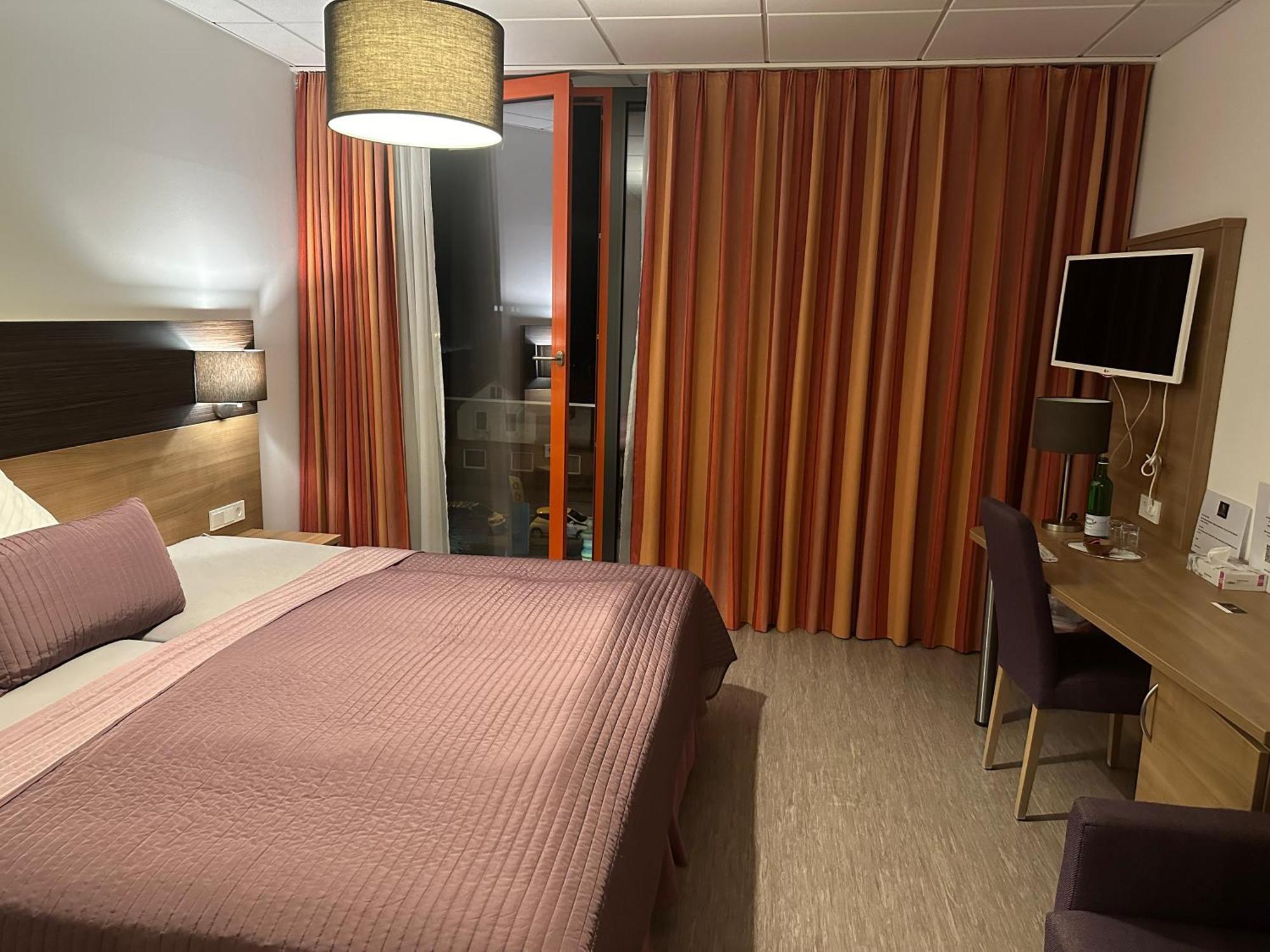 Hotel Efcannos Vechelde Екстер'єр фото